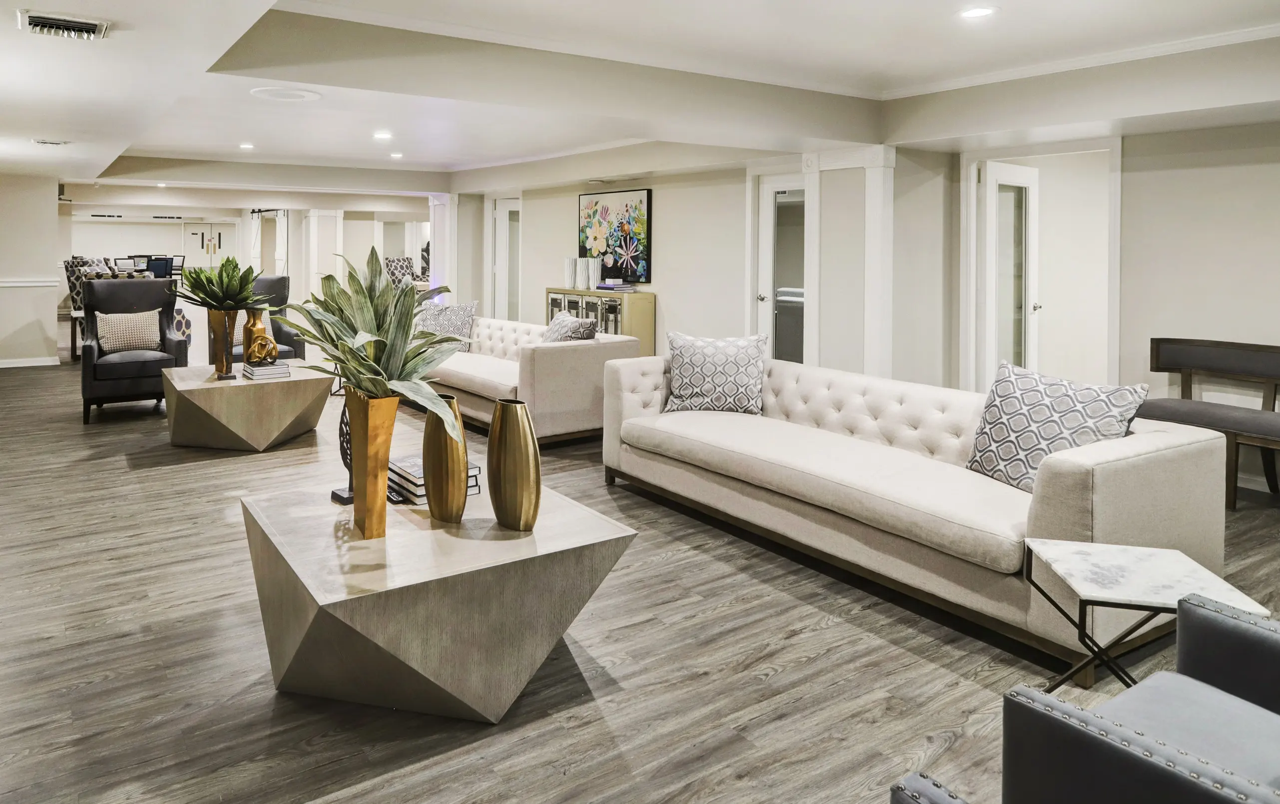 Emerson Pines - Room, Floor