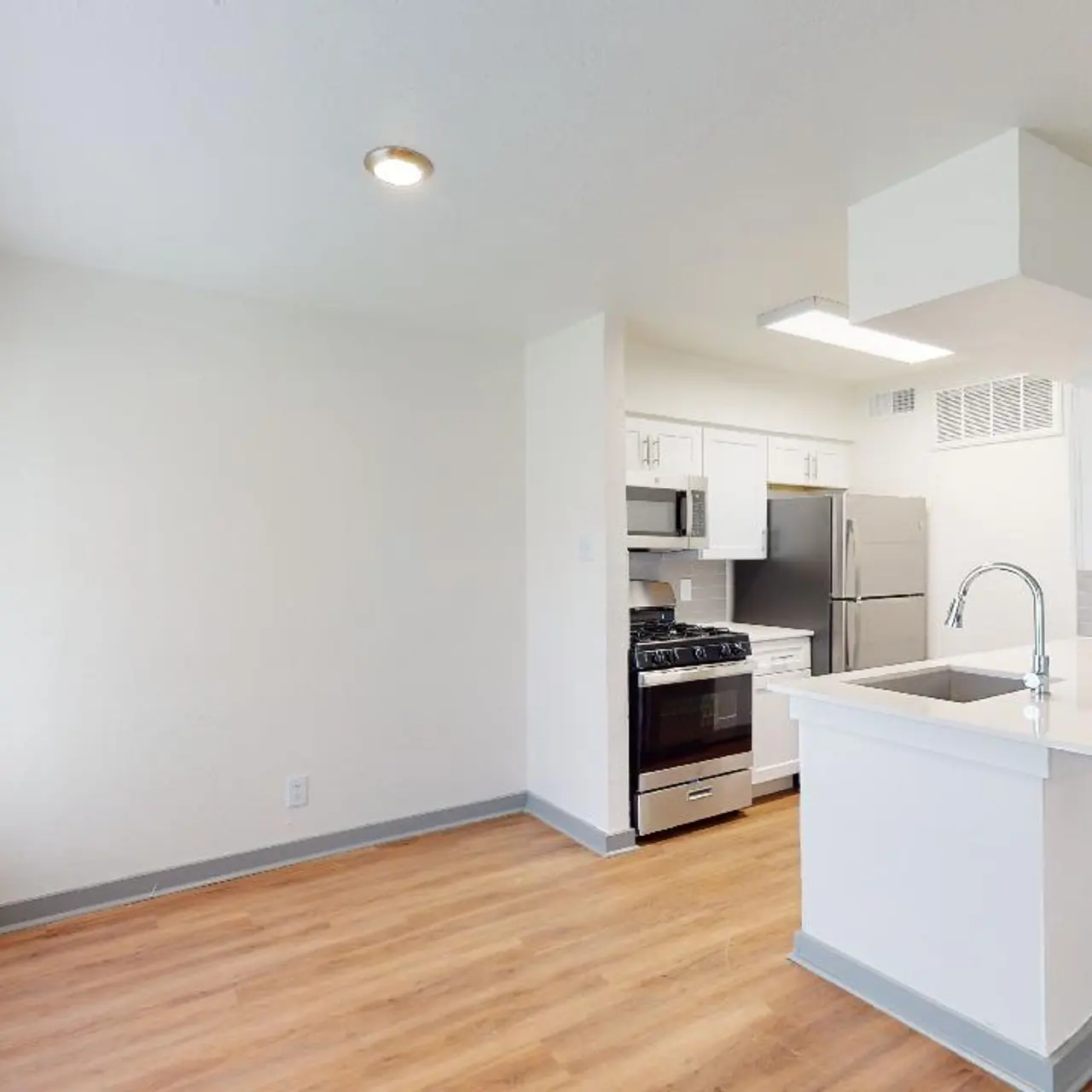 Swope & Mangold Swope & Mangold at Bishop Ridge - Corner, Indoors, Interior Design