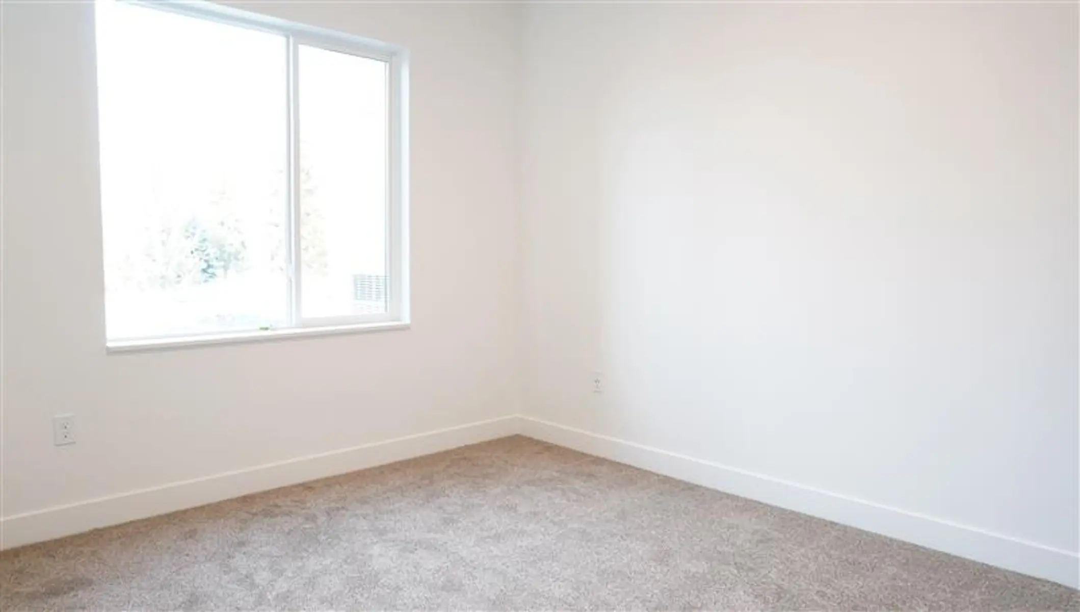 L59 Apartments - Corner, Floor, Indoors