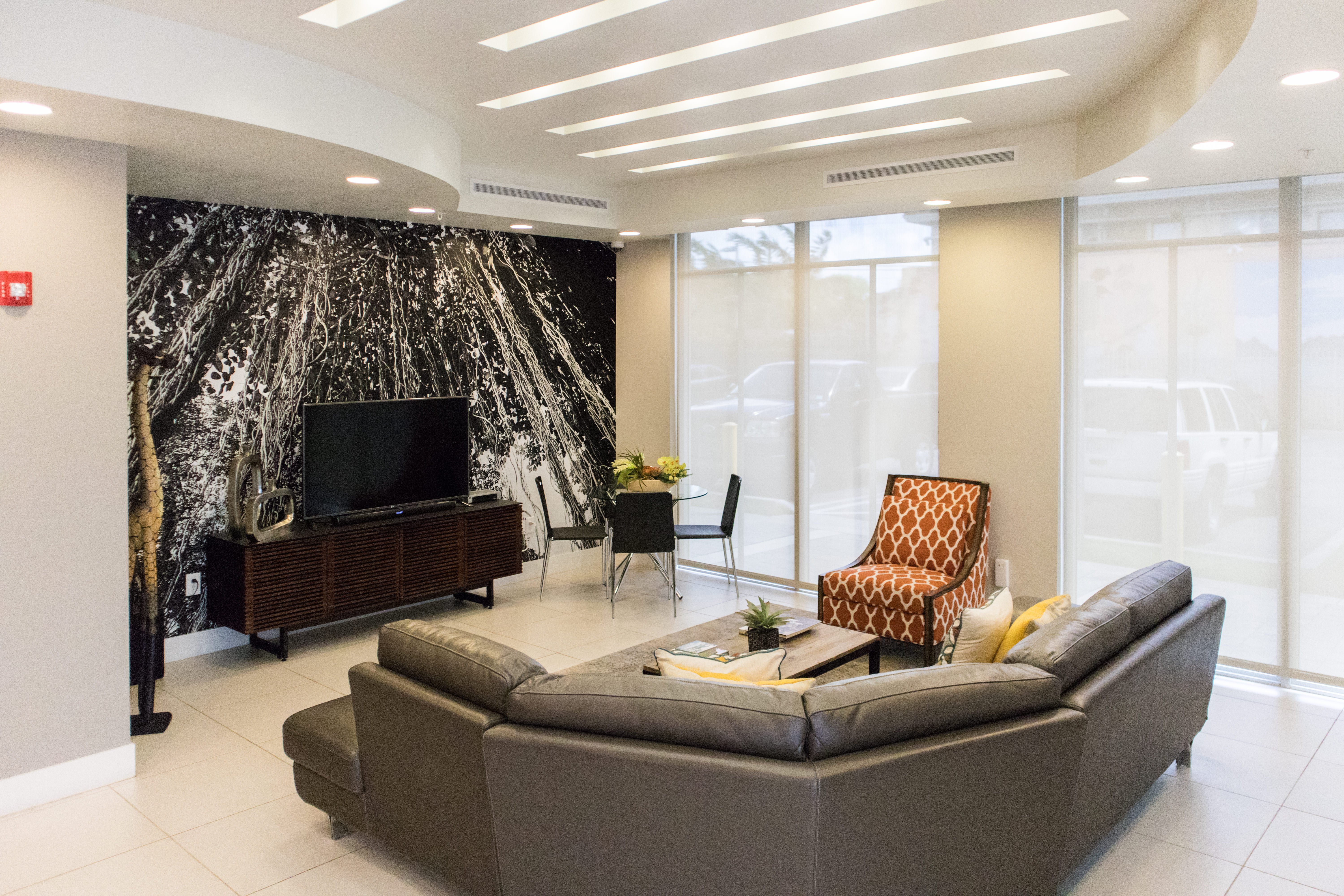 Gibson Plaza Apartments Lounge