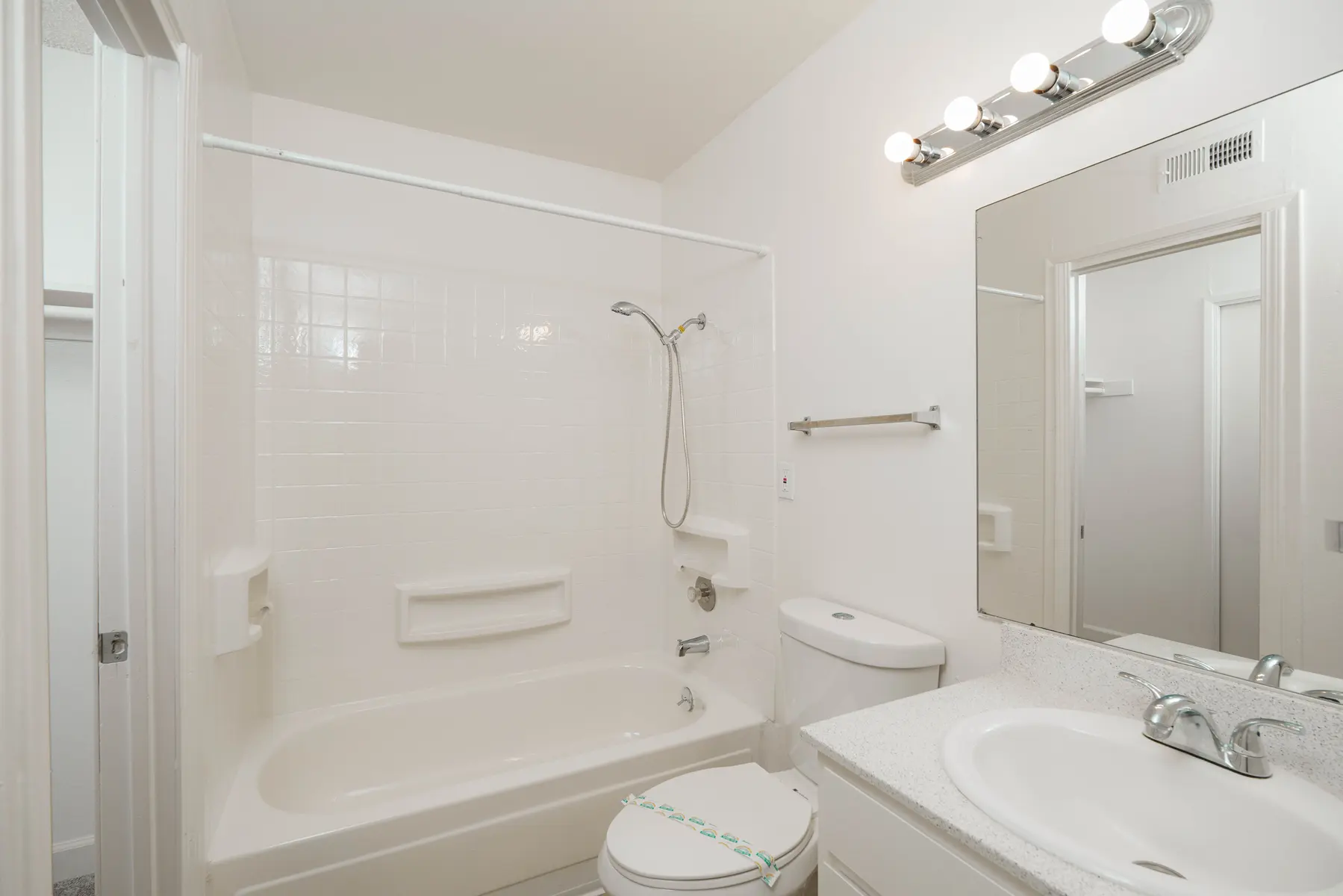 Creekside Oaks - Sink, Indoors, Bathing