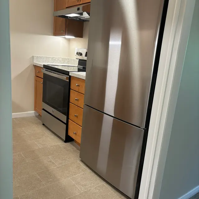 Lyncryer Apartments - Device, Appliance, Electrical Device