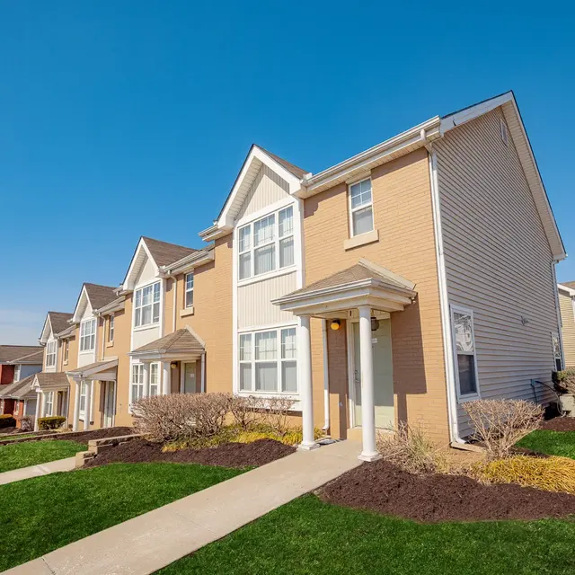 Cardinal Ridge - Architecture, Building, Housing