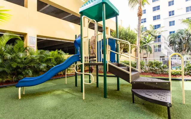 Rayos del Sol Apartments Rayos del Sol Apartments - Play Area