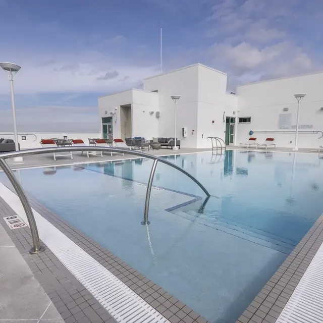 Vantage St Pete - Pool, Water, Swimming Pool