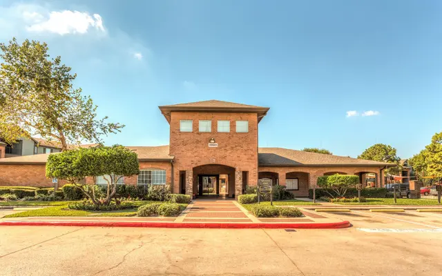 Sutter Ranch - Building, Villa