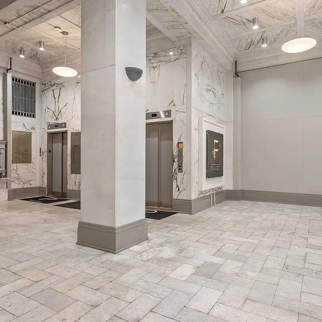 Provident-apartment-_0038_The Provident - 630 Vine Street_CincyPhotoPro-Atrium (2) - Floor, Flooring, Indoors