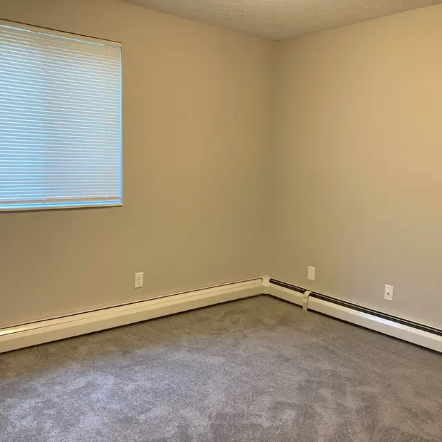 Ridge Hill Manor - Corner, Floor, Flooring