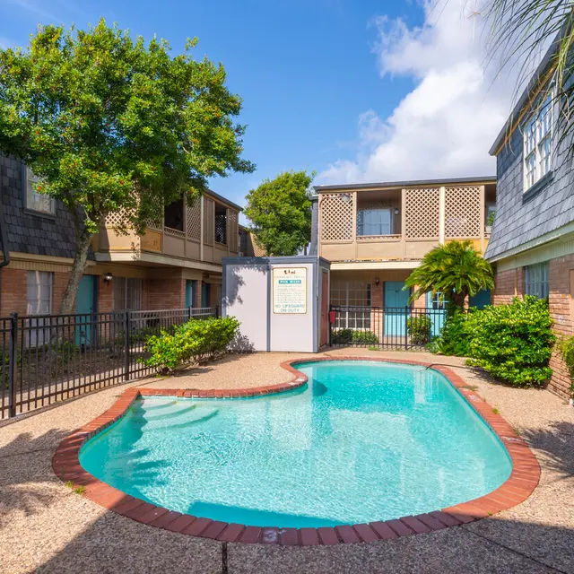 Palm Shores - Pool, Water, Building