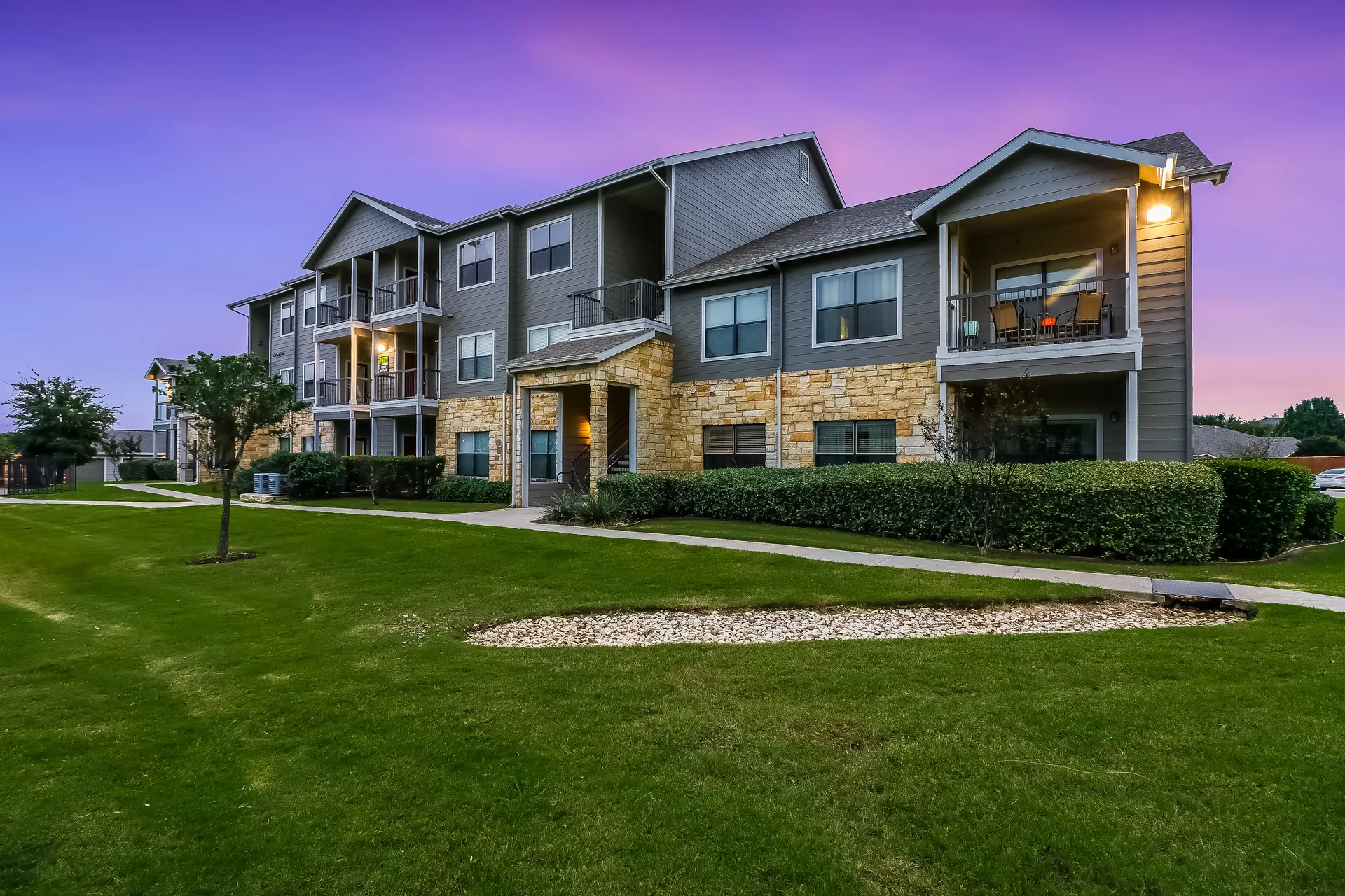 Republic Deer Creek Apartments apartment photo
