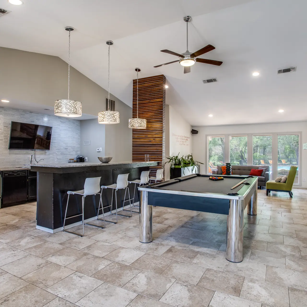 The Estara Apartments Billiards The Estara Apartments - Room, Floor