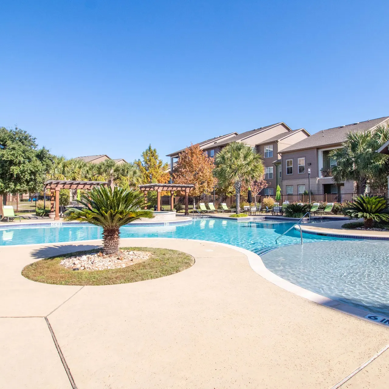 Encore Landing - Building, Hotel