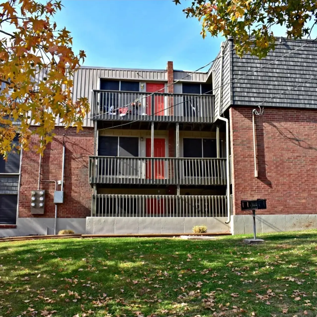 The Hudson - Building, City, Plant