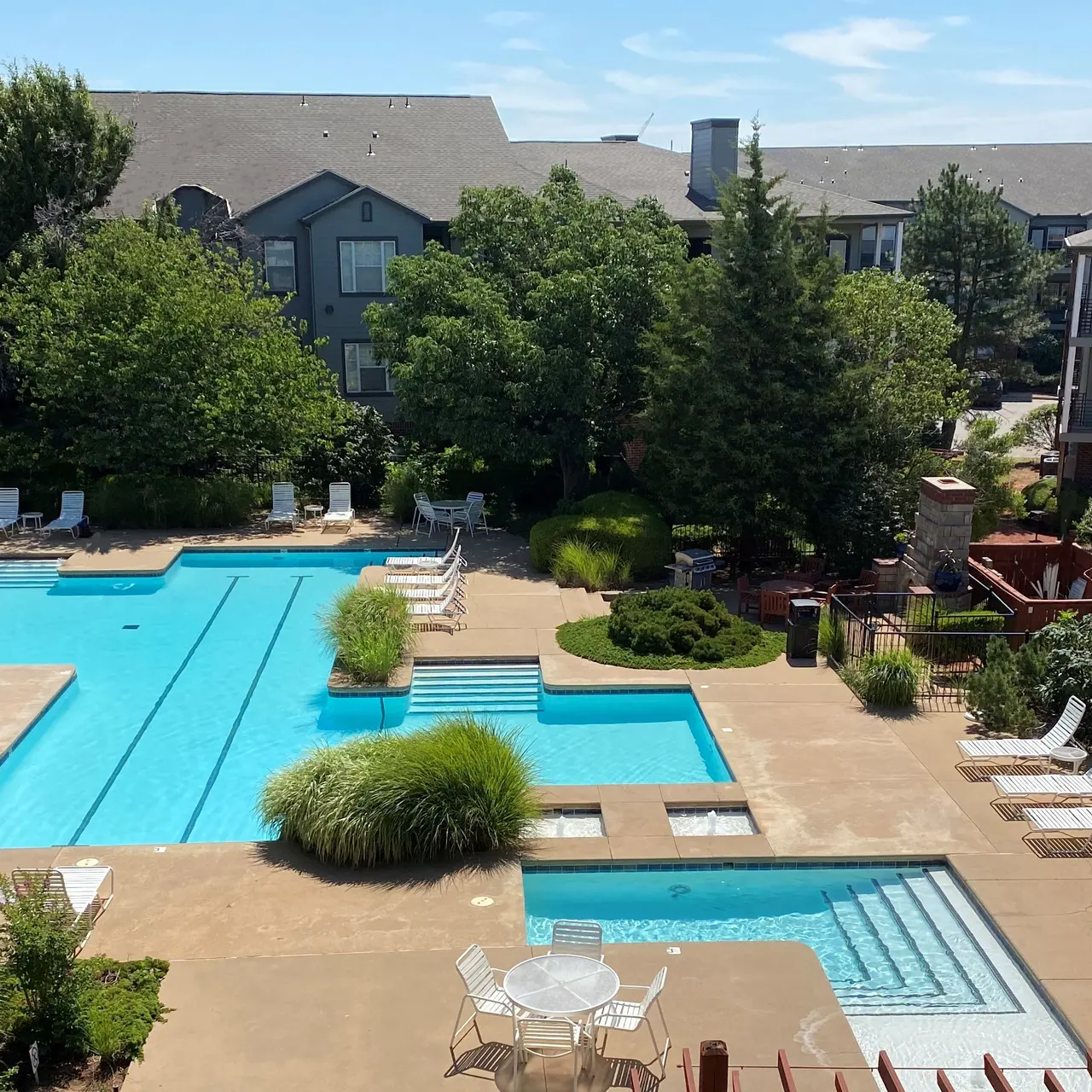 Crown Martin Park Crown Martin Park - Resort, Hotel, Building