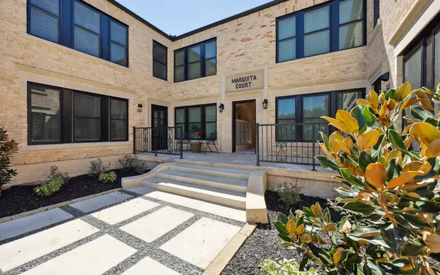 Marquita Court Apartments Marquita Court Apartments - Plant, Lamp, Condo