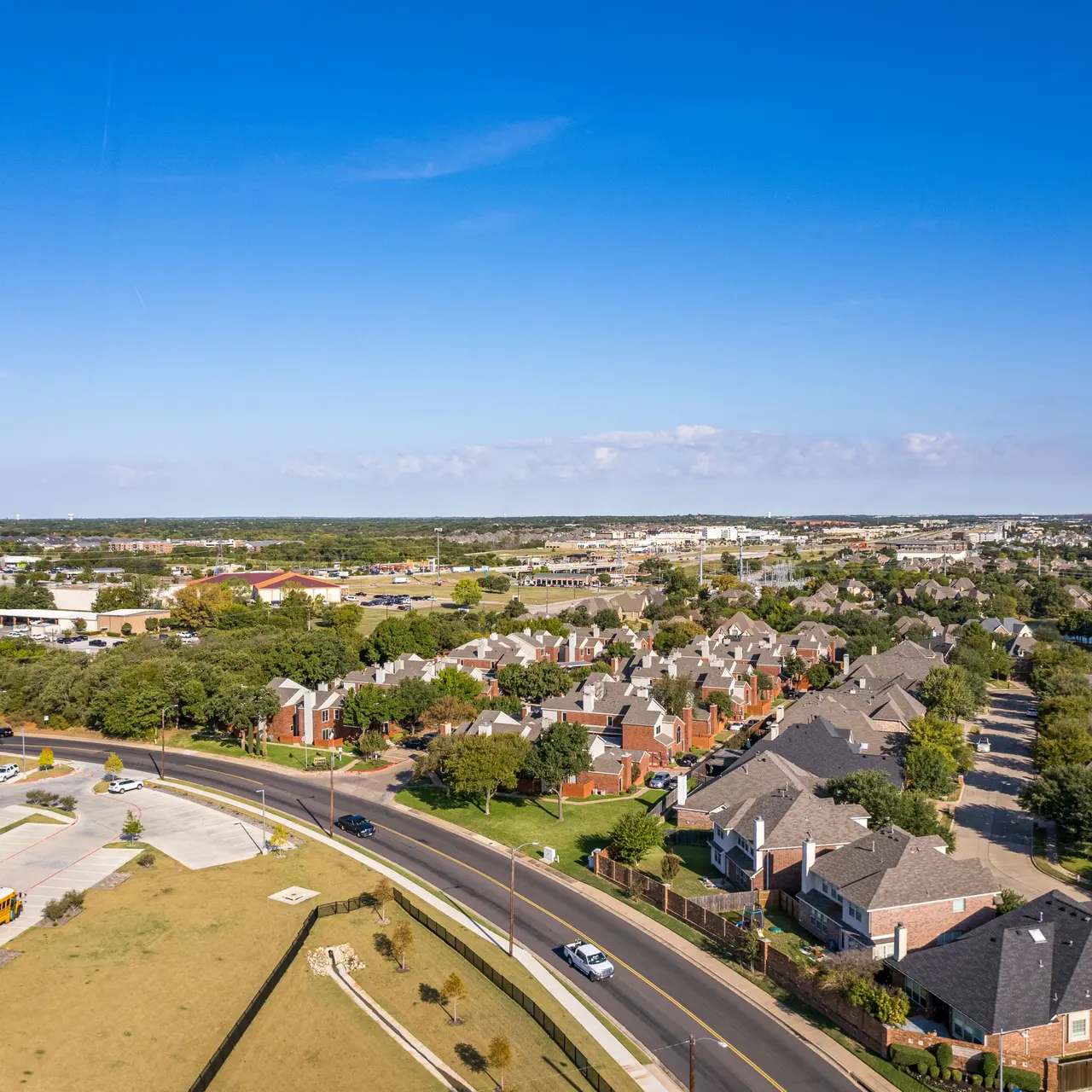 Willow Ridge - Building, Road, Suburb