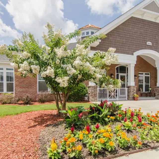 Williamsburg Place New - Building, Plant