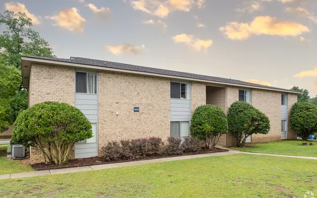 Amora West Amora West - Grass, Plant, Building