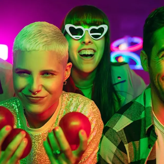 City North - Sunglasses, Urban, Person