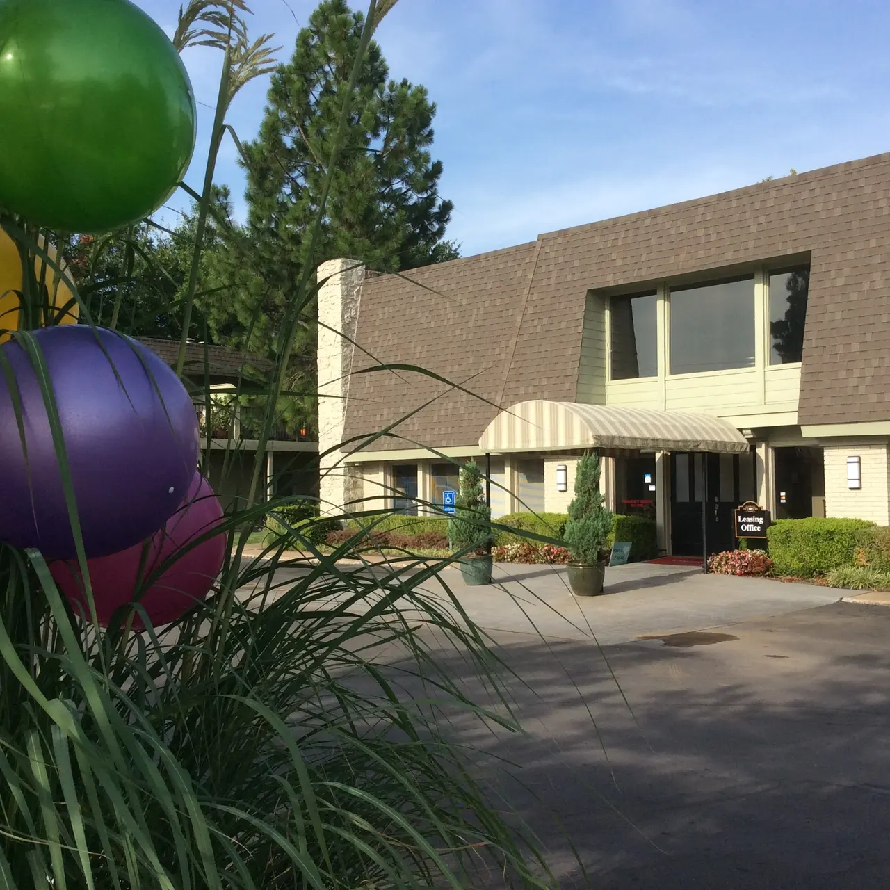 Monaco Park - Entrance