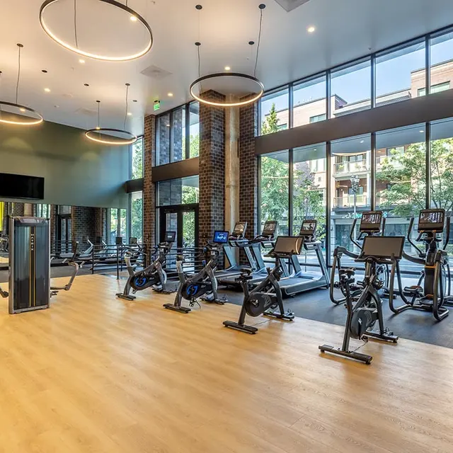 Coen & Columbia - Fitness, Working Out, Sport