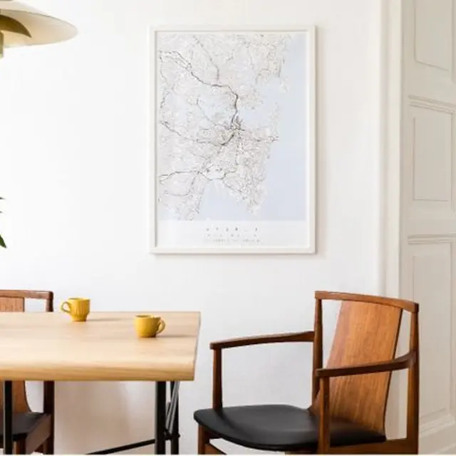 Colonial Arms - Dining Room, Dining Table, Furniture