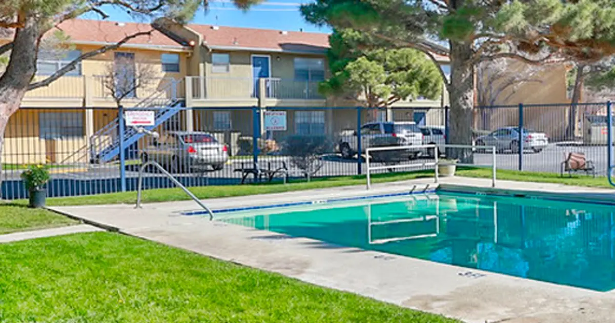 Parkland Pointe Apartment Homes