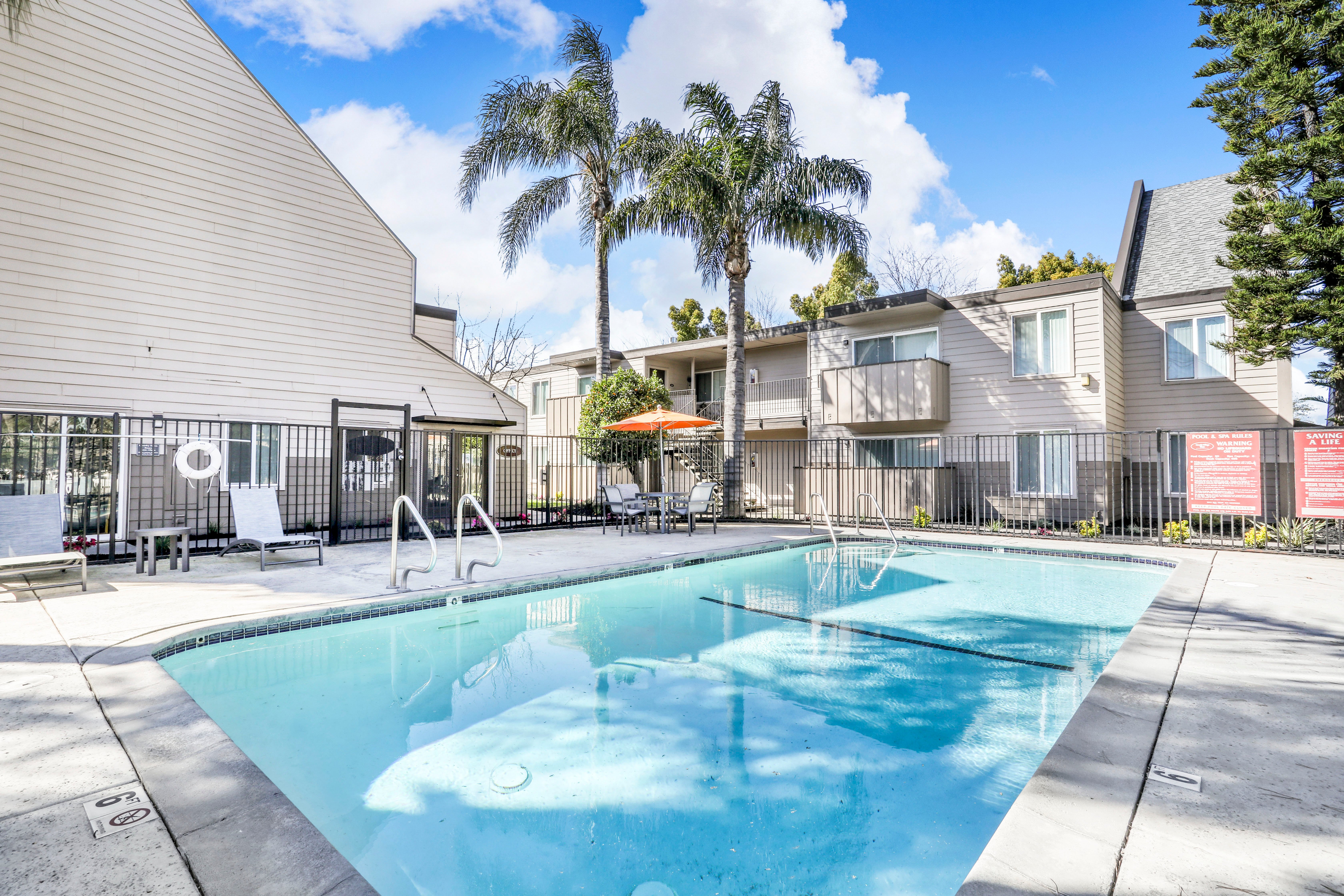 Lincoln Village West Lincoln Village West - Pool, Water, City