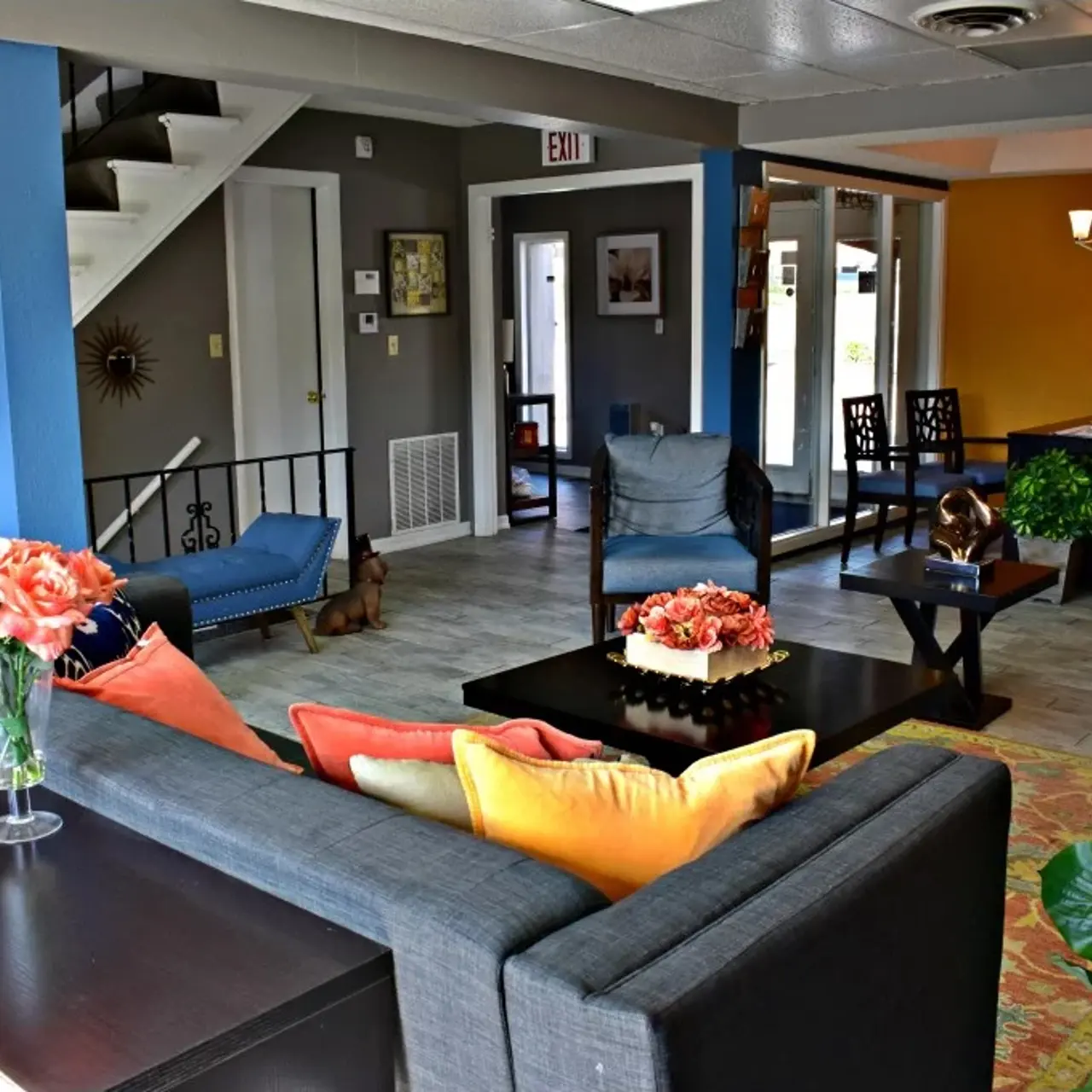 The Hudson - Living Room, Room