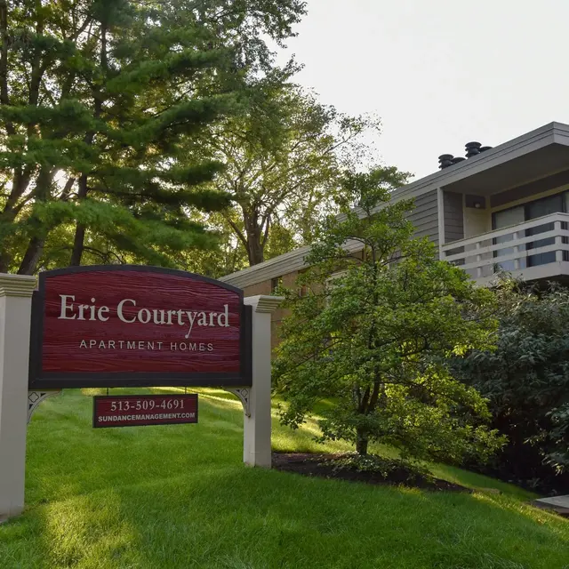 Erie Courtyard - Grass, Nature, Outdoors