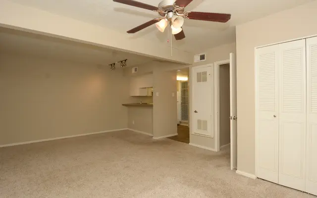 The Sterling The Sterling Apartment Homes - Floor, Corner