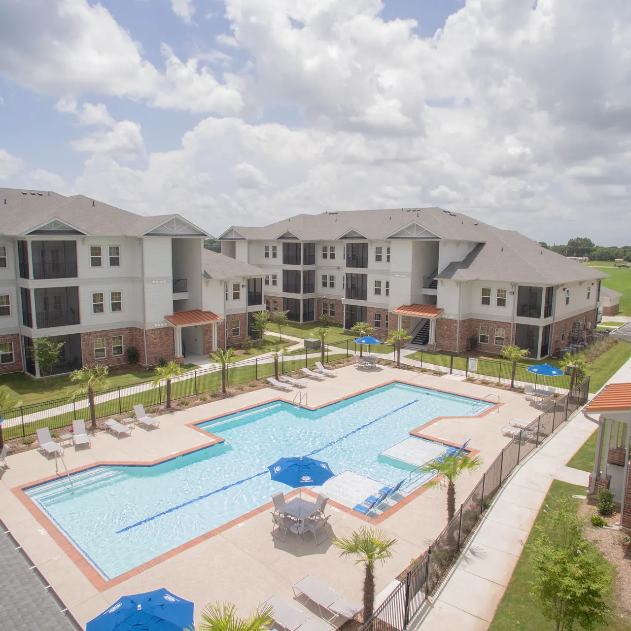 Villa Broussard I and II - Building, Resort, Hotel