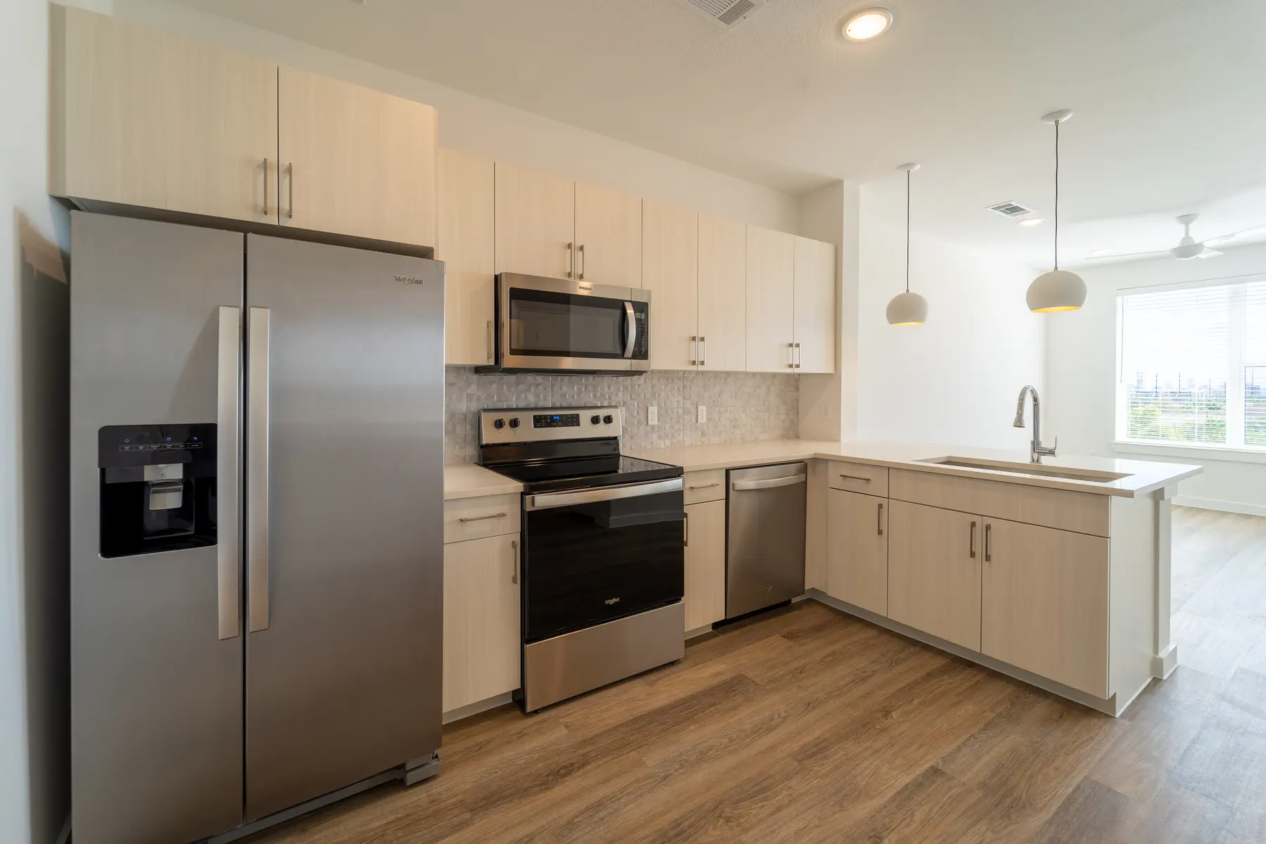 Ellis Highline - Flooring, Room, Indoors