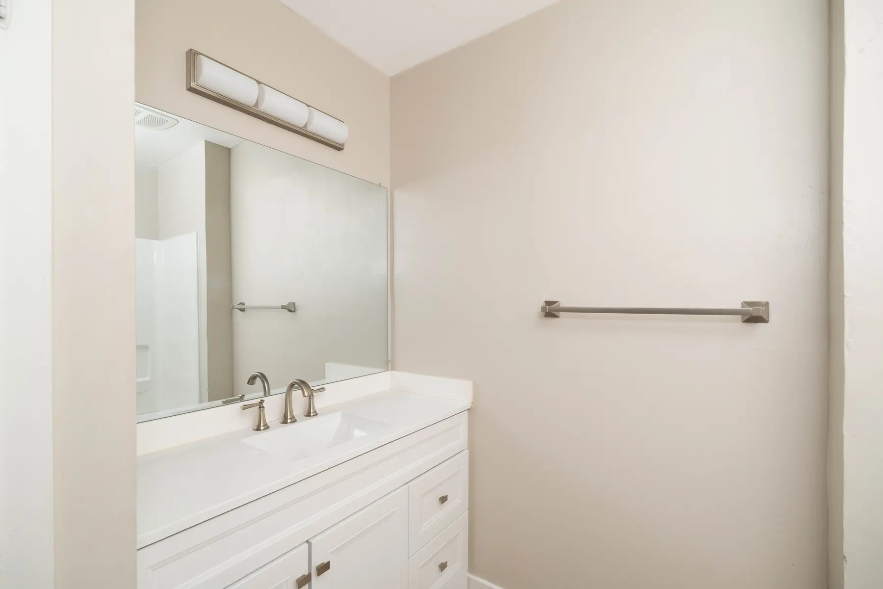 El Camino Duplexes - Corner, Sink, Sink Faucet