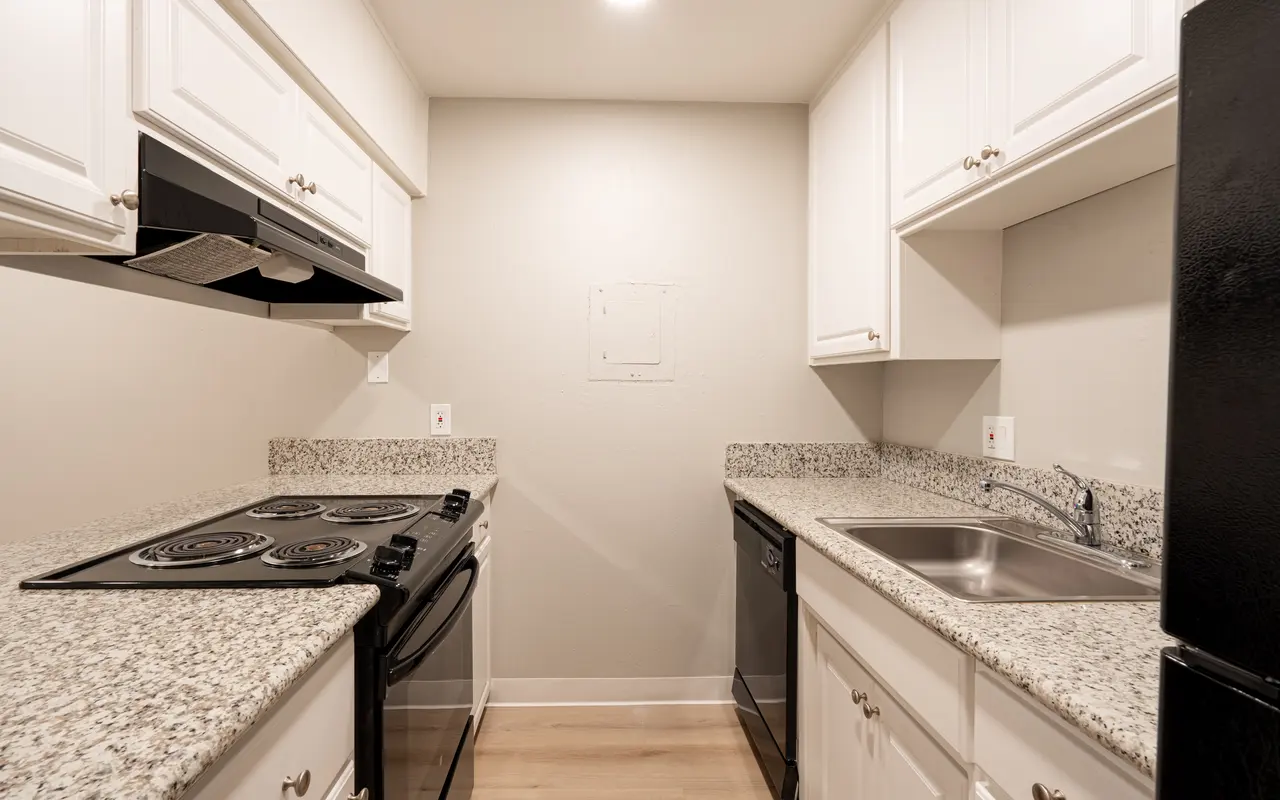 2712 E Street - Indoors, Interior Design, Kitchen