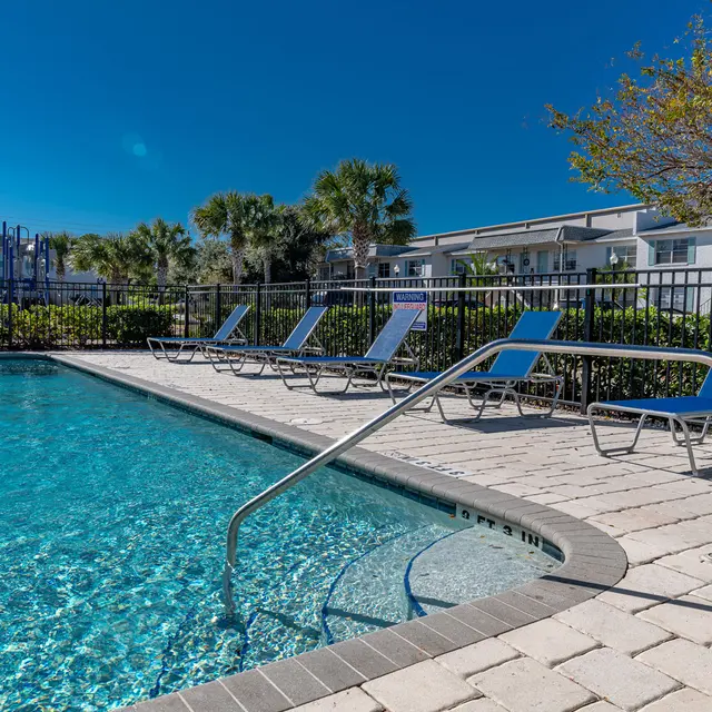 Seaside Apartments​ - Pool, Hotel