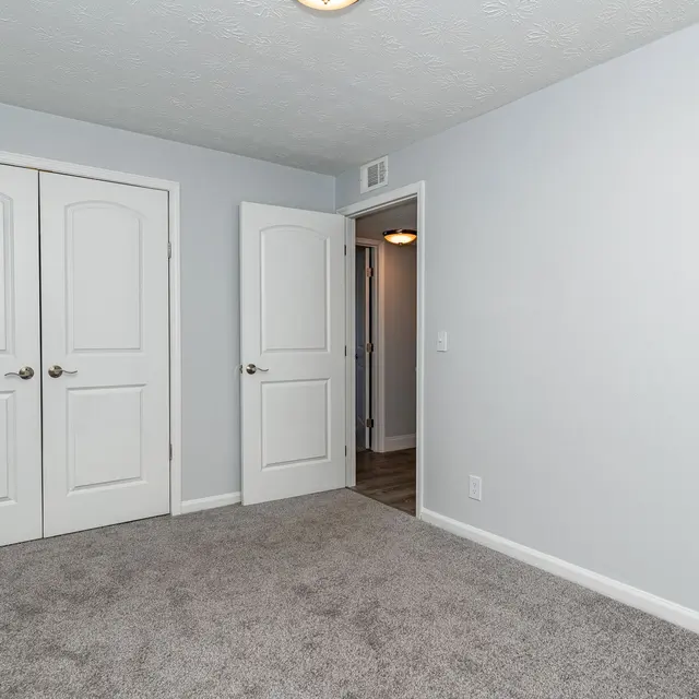 Seaside Apartments​ - Room, Floor