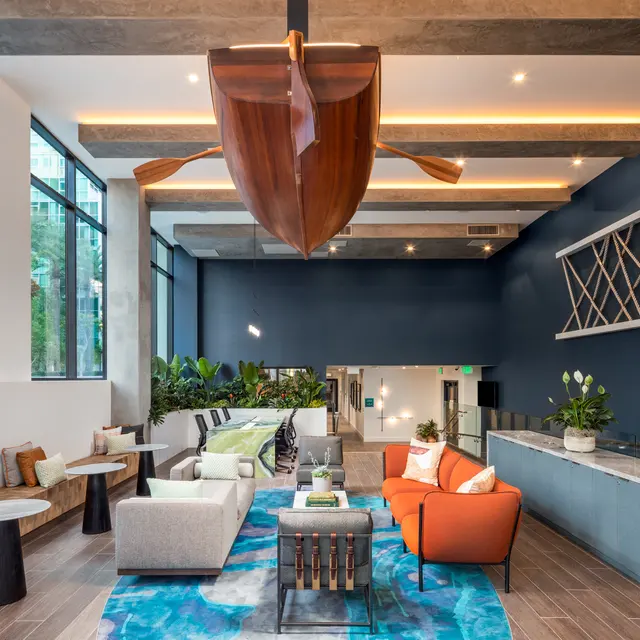 550 Harborfront - Lobby