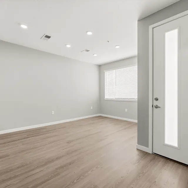 26-Living Room - Unit 2.jpg 26-Living Room - Unit 2.jpg