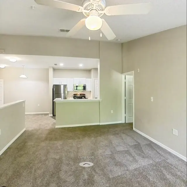 3 Bed - 2 Bath - 1229 Sq.ft. - Oakwood Sarasota