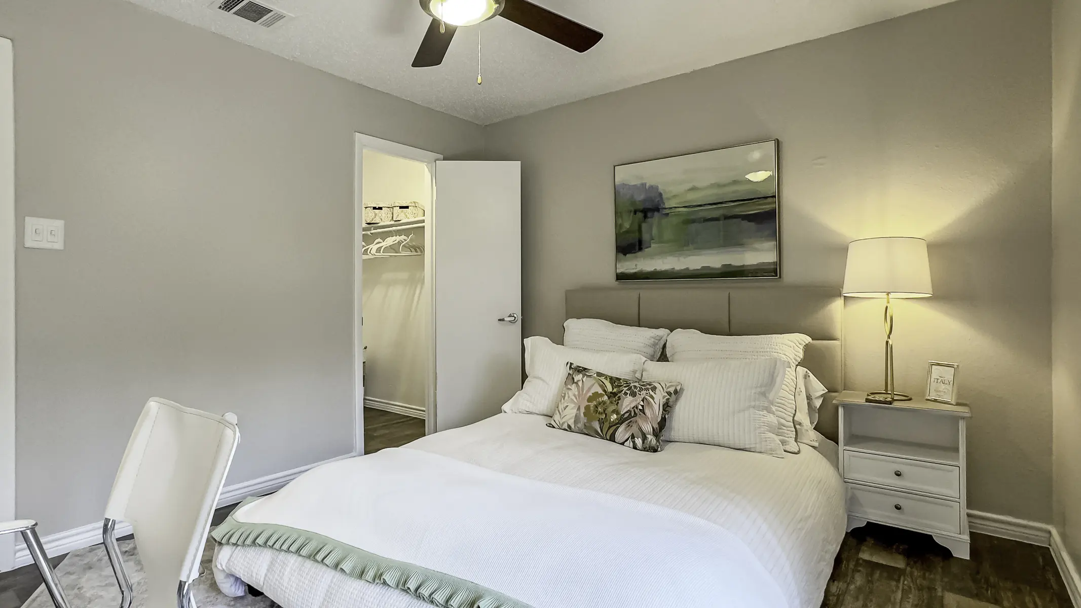 Corner, Home Decor, Cushion