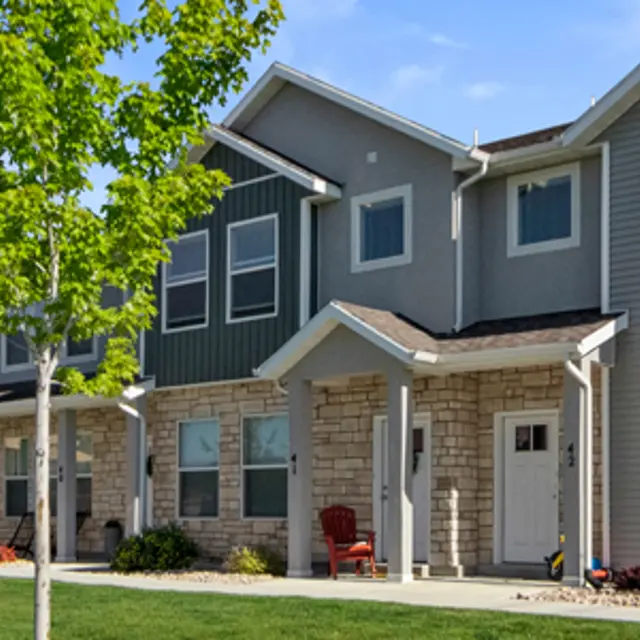 Smithfield Station Townhomes - Neighborhood, Suburb