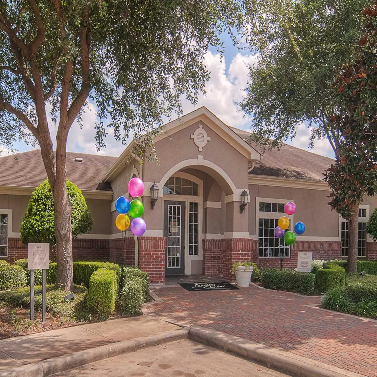 Park at Fort Bend - Building, House, Housing