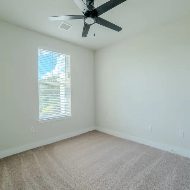 The Flats at Avalon Park Wesley Chapel - Corner, Floor, Appliance