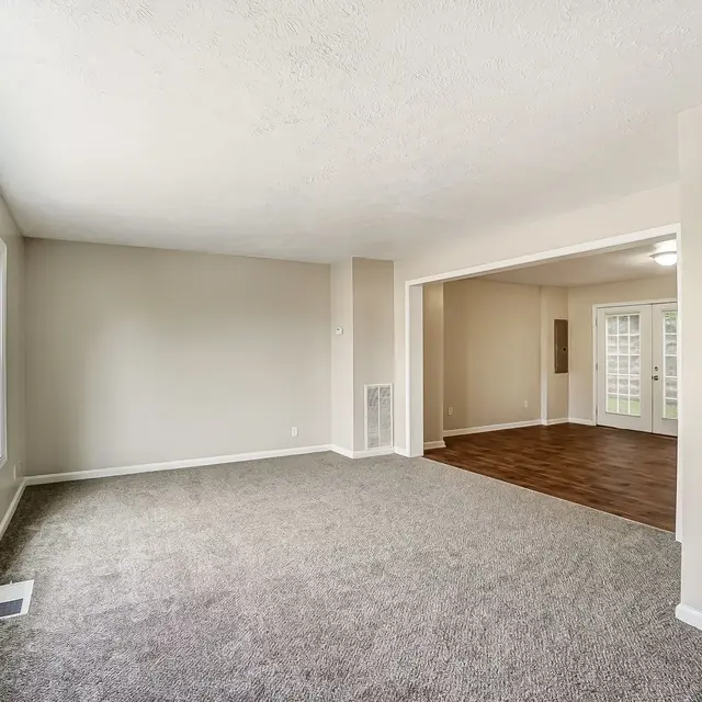 Cold Springs Townhomes - Floor, Corner, Flooring