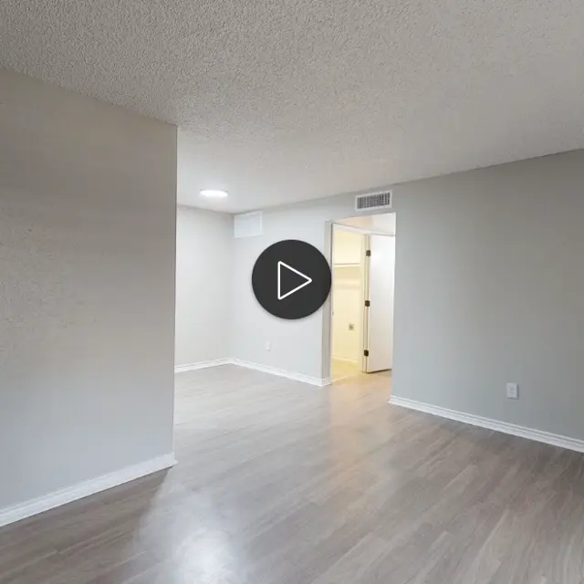 2BR, 1BA - 830SF - Virtual Tour