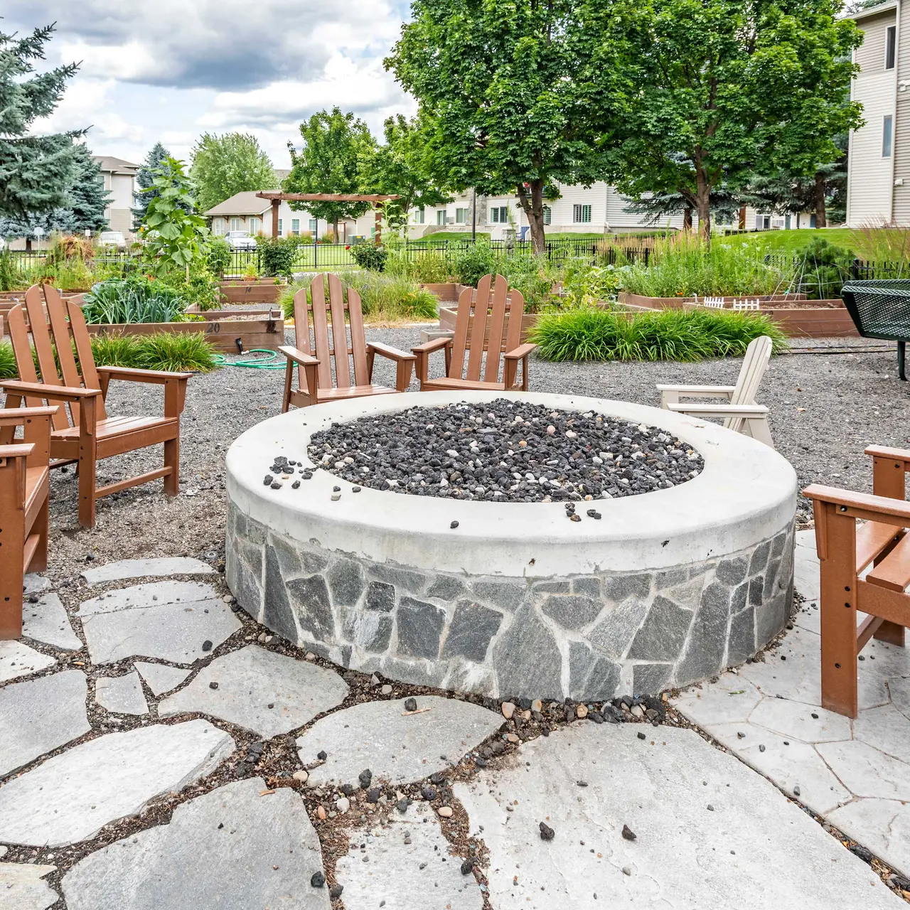 Big Trout Lodge Big Trout Lodge - Jacuzzi, Flagstone