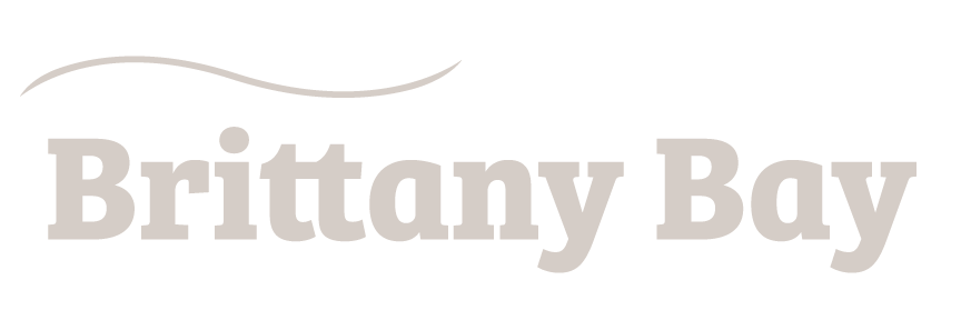 Brittany Bay I & II - Logo, Text