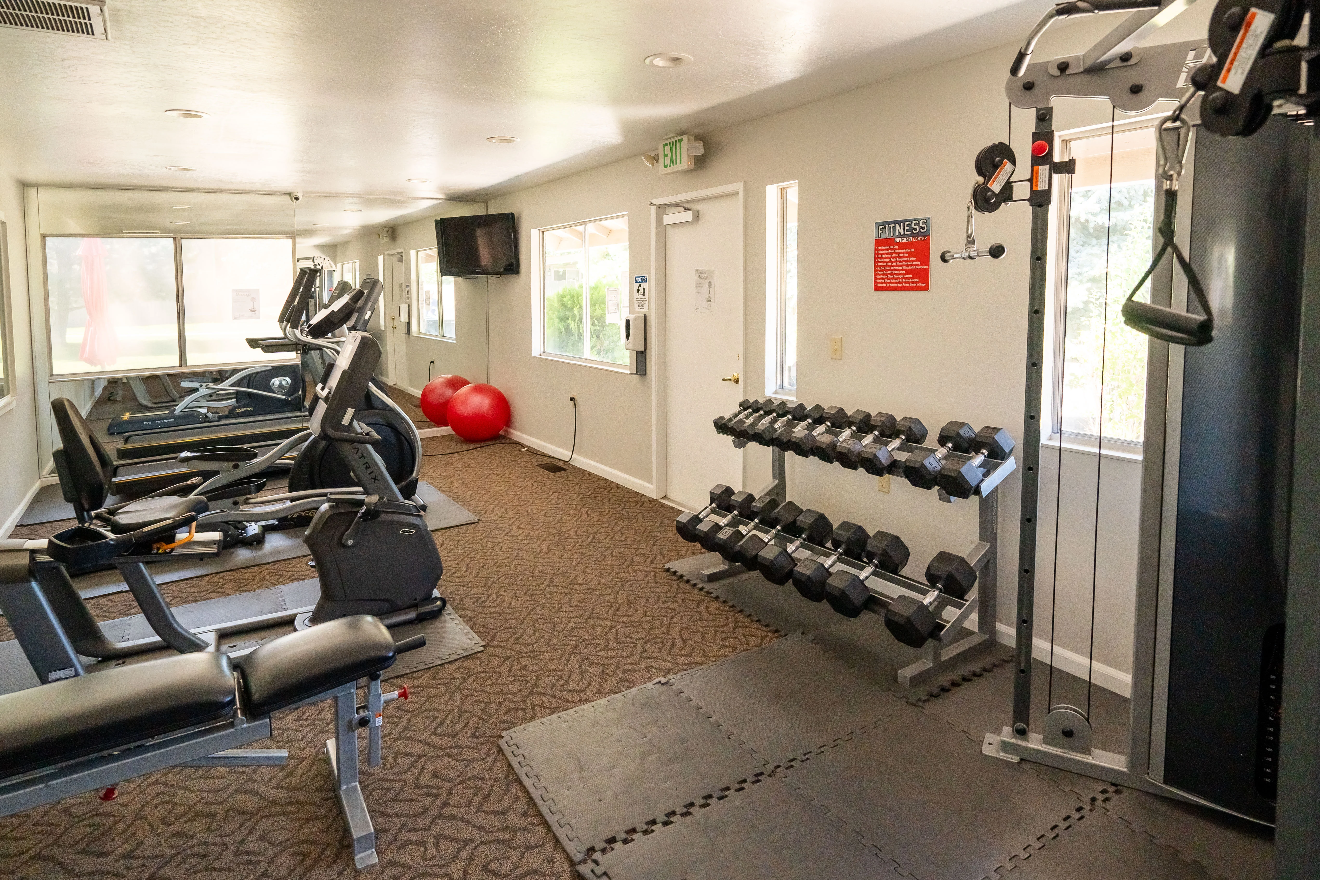 Hidden Oaks Village Hidden Oaks Village - Fitness, Sport, Working Out