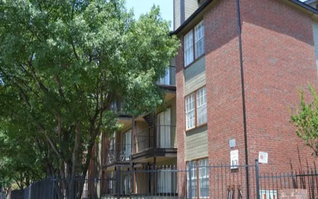 Buena Vista Estates - Exterior Buena Vista Estates - City, Neighborhood, Apartment Building